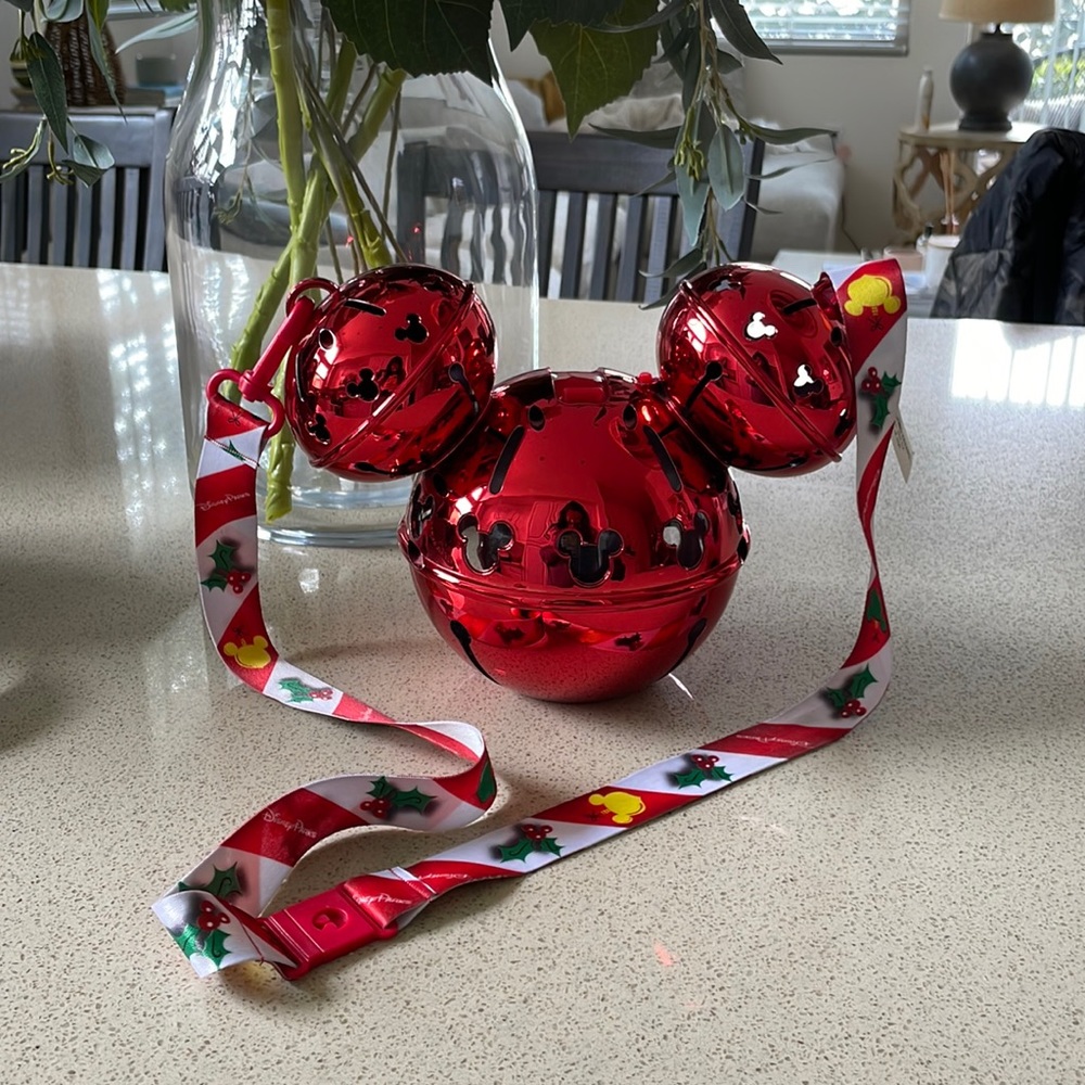 Disney Parks Christmas Mickey Jingle Bell Light Up Sipper